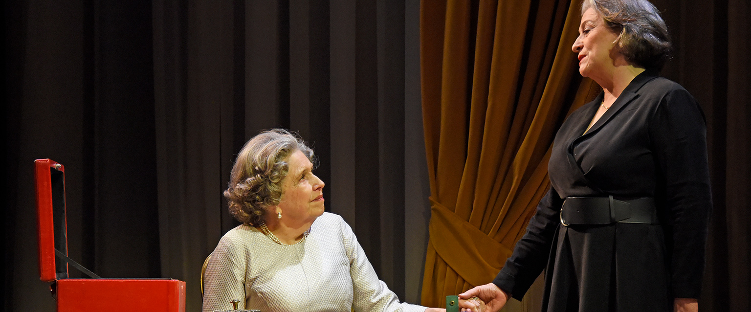 Anne Reid Caroline Quentin Interview